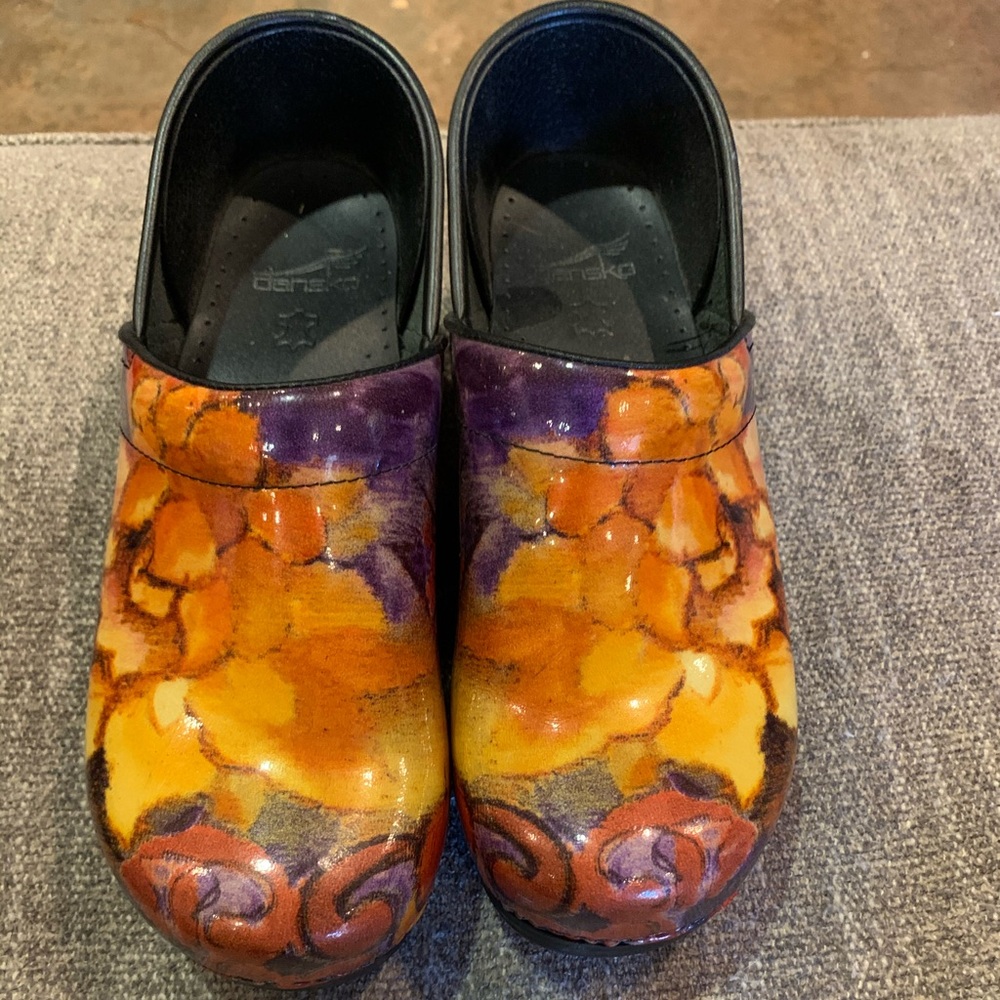 Dansko Floral Pattern Clog, Size 40.